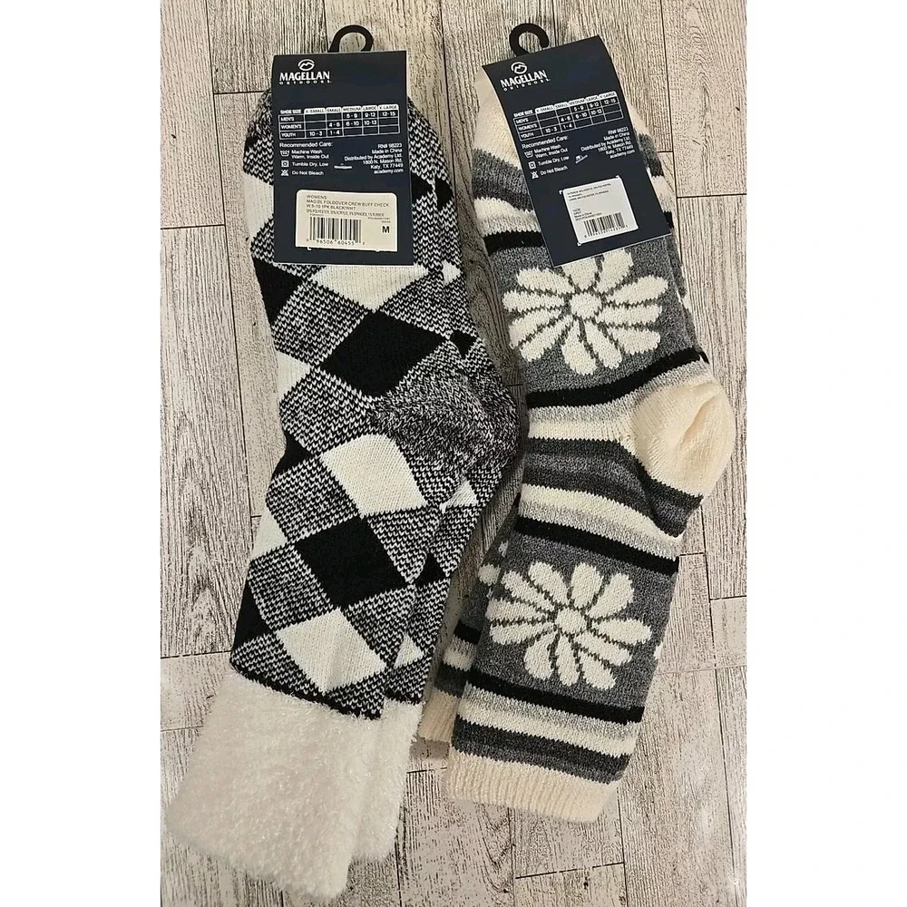 Magellan Socks MEDIUM Lodge Socks Black Gray Buffalo Plaid Shoe Sz 6-10 Lot of 2